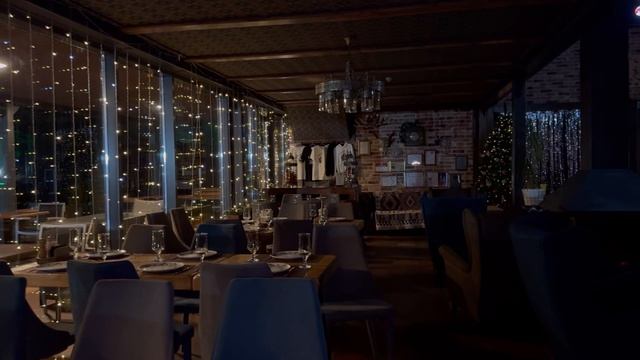 Ресторан Sun Vill Rest с просторным залом, приятной атмосферой, отличным сервисом и вкусной кухней!