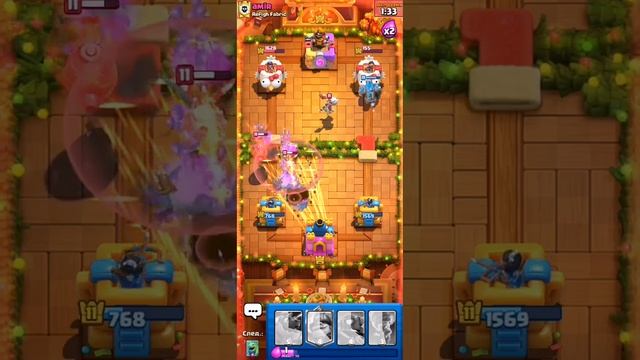 Мощная колода с големом #clashroyale #клеш #клешрояль #clash #кл смотреть онлайн