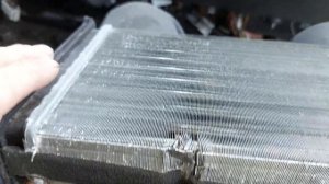 замена радиатора печки Ивеко Еврокарго(1)