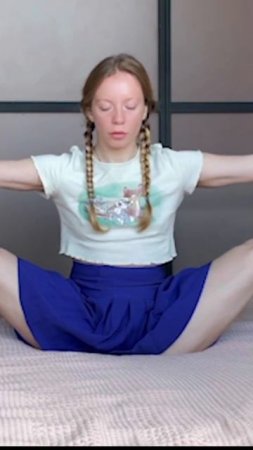 Gymnastics and Stretching at home #stretching #yoga #short #shorts #hotyoga