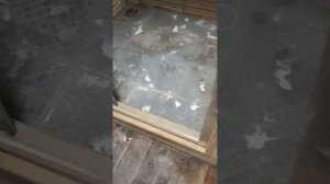 устраняем течь душевой кабины в деревянном доме этап 1