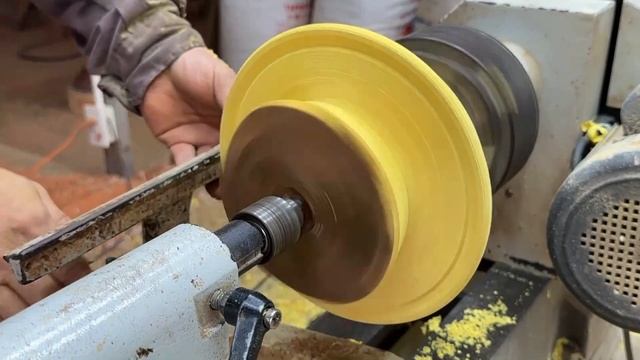 Технологии, токарный станок, обработка дерева