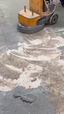 Демонтаж полимерного покрытия в гараже