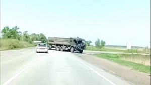 У Камаза разбита кабина