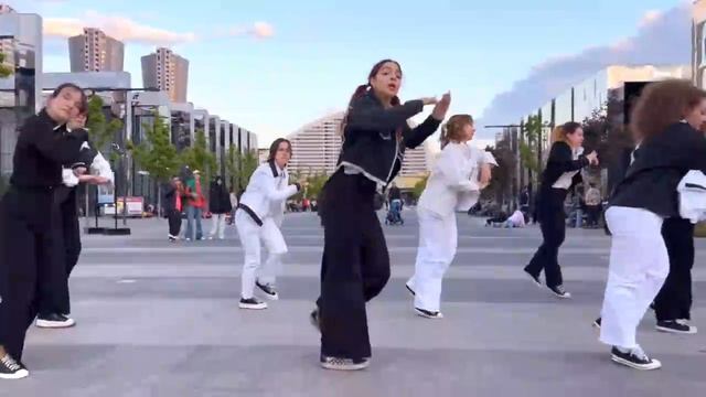 [KPOP IN PUBLIC ｜ ONE TAKE] THE BOYZ (더보이즈) - D.D.D Dance Cover by VOID. смотреть онлайн