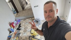 🏚️ Фекальный фэн-шуй: Преображаем дом ассенизатора!