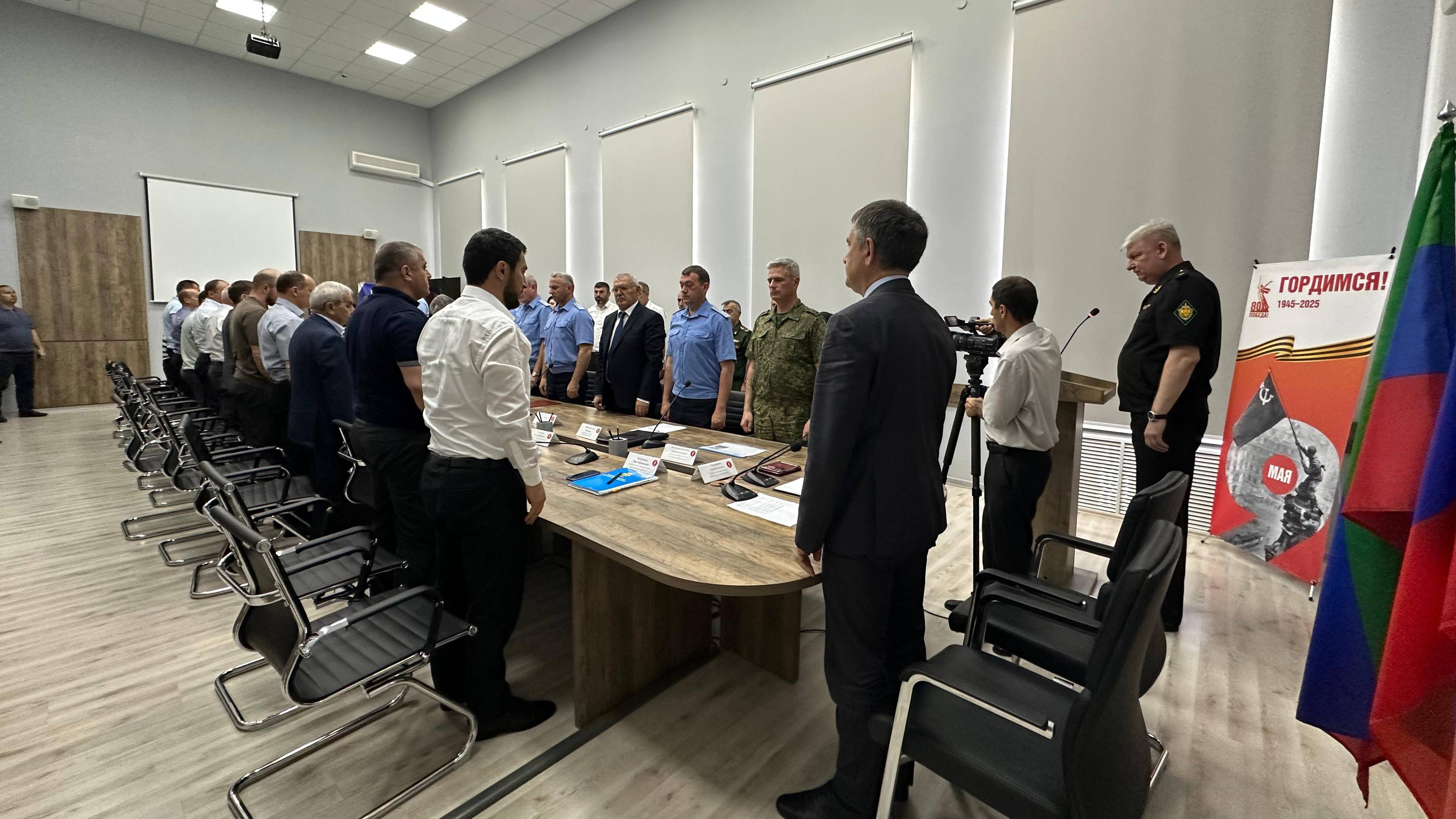 Райондин администрацияда.