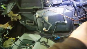 Chevrolet Blazer замена радиатора отопителя (печки). часть 1.