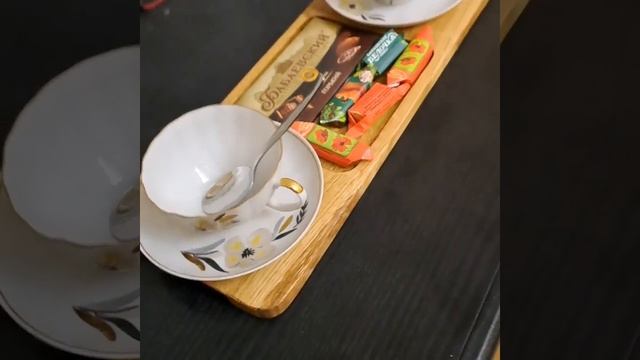 Доска для подачи "Кофе вдвоём". Дуб. 16×42 см. смотреть онлайн