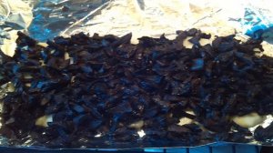 Карп, запеченный в фольге с грибами и картофелем