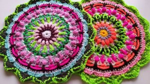 КРАСИВАЯ круглая СИДУШКА с РЕЛЬЕФНЫМИ столбиками.