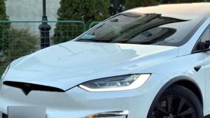 Пара из Москвы лишилась денег и авто, купив разыскиваемую Tesla
