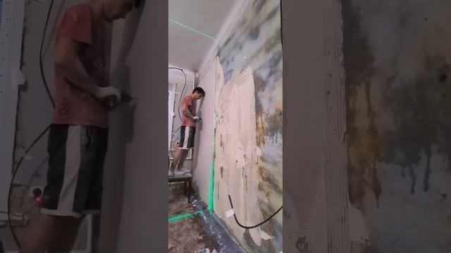 Обшивка стены с гипсокартоном на клей