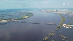 Марат Хуснуллин и Роман Старовойт участвовали в церемонии соединения пролетов моста через Обь
