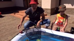 Мистер Макс Рыбалка на карася и сома Живые раки и крабы Макс ловит рыбу в бассейне с жабами