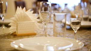 Лопатка барашка, сочный окорок, ребрышки из печи: гастрономические изыски для истинных ценителей