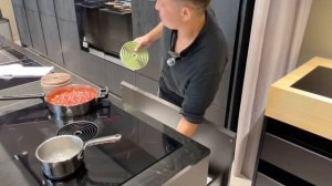 Может ли вытяжка, интегрированная в варочную панель, р