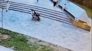 ‼️Дети повредили памятник героям ВОВ во время игры‼️