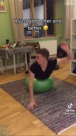 Когда решил заняться фитнесом без тренера🤣