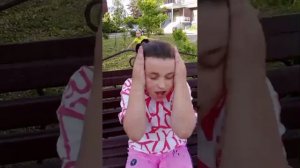 Ульяна снимает как красяться китаянки