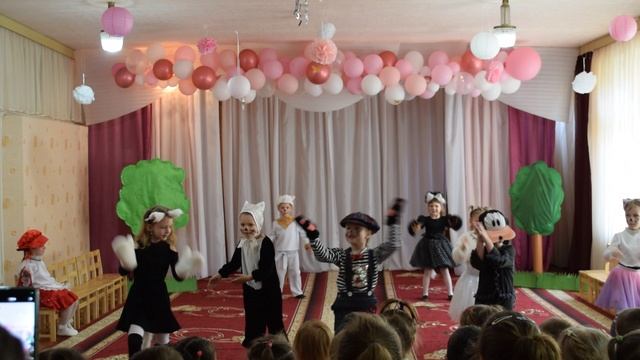 Утренник  красная Шапочка ГБУ ДОУ Ясли-сад "390" 3 часть