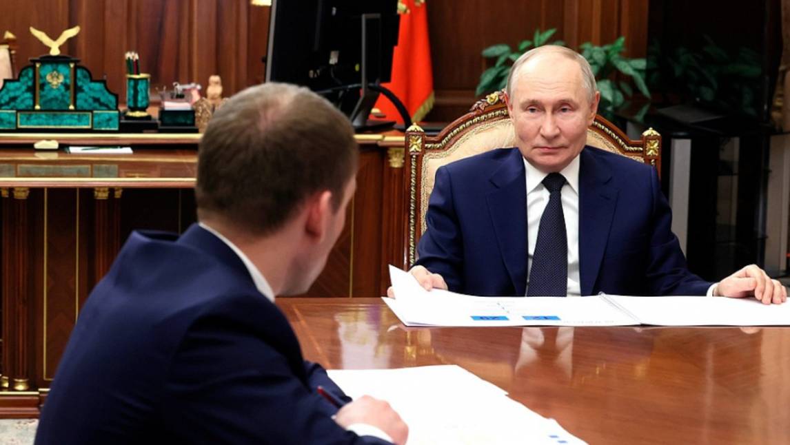 «Нет ничего важнее»: Путин встретился с главой Минприроды