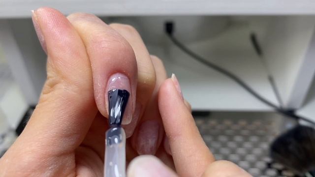 Маникюр самой себе #маникюр #наращиваниеногтей #дизай? смотреть онлайн