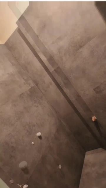 завершена укладка крупноформатного керамогранита 1600? смотреть онлайн