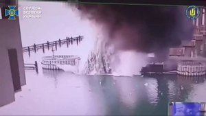 ⚡️СБУ заявила о подводном подрыве опор Крымского моста