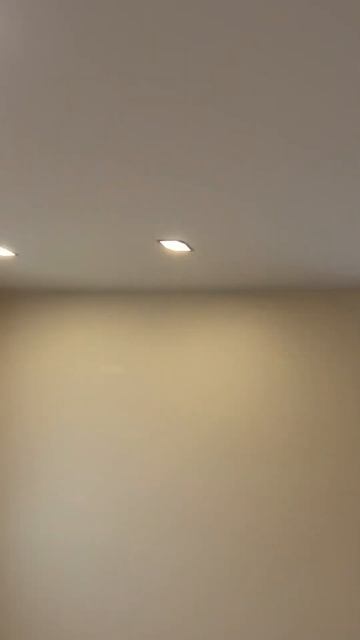 Исправить косяк в натяжном потолке смотреть онлайн