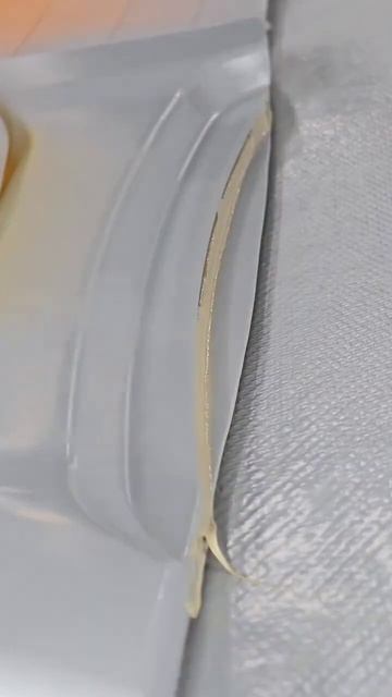 Этот быстрый герметик отлично подходит для небольших смотреть онлайн