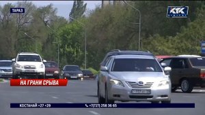 Сорванная ураганом крыша упала на жительницу Жамбылс?