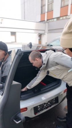 Mini Cooper Clubman — харизматичный универсал с фирменными распашными дверями и немецкой точностью.