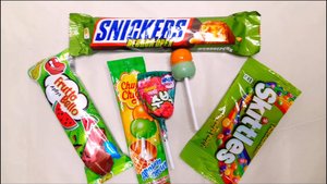 АСМР . РАСКЛАДЫВАЮ СЛАДОСТИ. Шелест упаковки , распаковка конфет, шоколада.