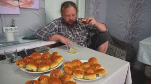 Изумительные булочки с изюмом от мудрого кондитера так вкусно