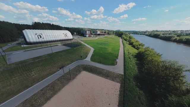 Парк-отель Дубки - семейный отдых в Подмосковье по системе "точно Всё включено" смотреть онлайн