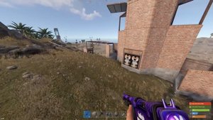 СОЛО против 1000. МЕНЯ РЕЙДЯТ КАЖДЫЙ ДЕНЬ В РАСТ/RUST