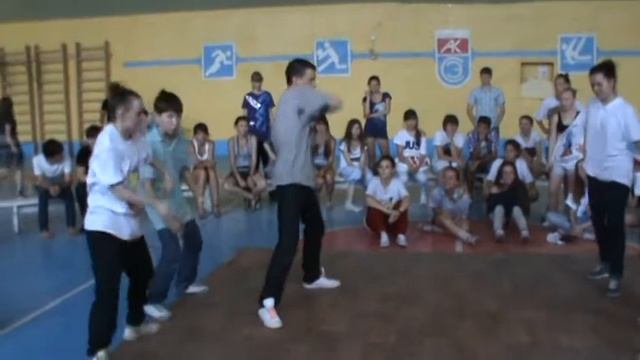 Hip hop 3x3 Semifinal Гоша,Маша,Оля +++ vs Тимуровцы смотреть онлайн