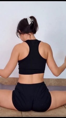 Yoga Stretching Workout Routine #stretching #yoga #short #shorts #hotyoga