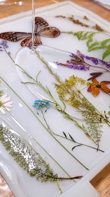 Заливаю ночник из эпоксидной смолы 💡 смотреть онлайн