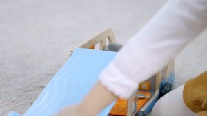 Деревянный кукольный домик "Фургон для приключений", с аксессуарами 20 предметов