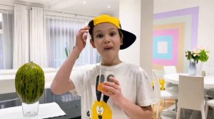 Мисс Кэйти и Мистер Макс (Miss Katy) Катя и Макс устроили арбузный челлендж