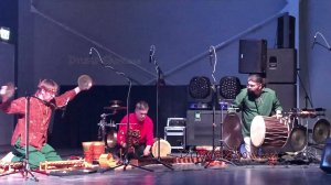 Азиатская музыка Юго-Восточная / Юго-Восточное Азиатское барабанное шоу / Тайское шоу барабанщиков