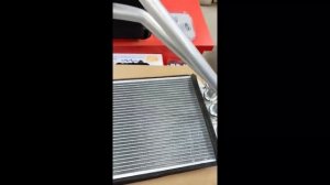 Радиатор печки SHACMAN X3000, X5000 в сборе с трубками и хомута?