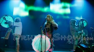 Северное барабанное шоу "Шаманы Drums-Show" : игра на бубнах, горловое пение, варган и флейта