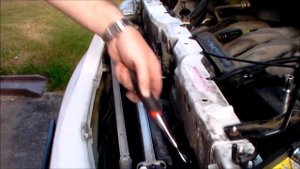2001 Mazda MPV radiator cooling fan replacement