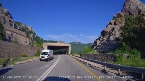 Дорога у Ласпинской бухты (4К)