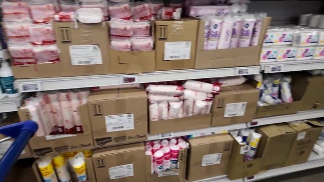 Приехал в магазин Метро, что выгодно можно купить? смотреть онлайн