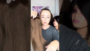 Как надеть хвостик на короткие волосы #волосы#хвостик#