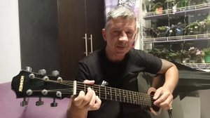 Дарите женщинам цветы,Без повода и без причины.Ведь мн